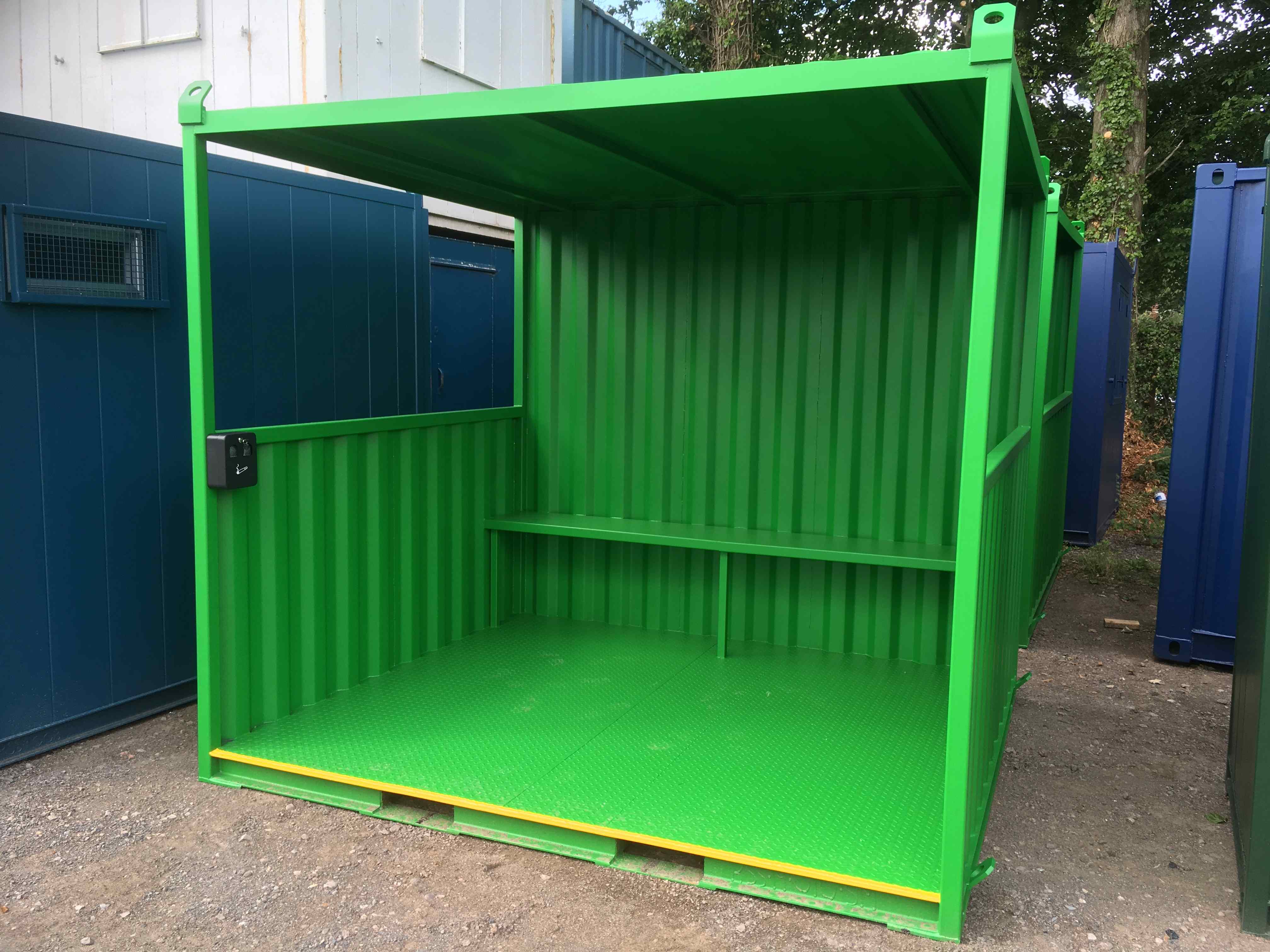 green container unit smoking shelter